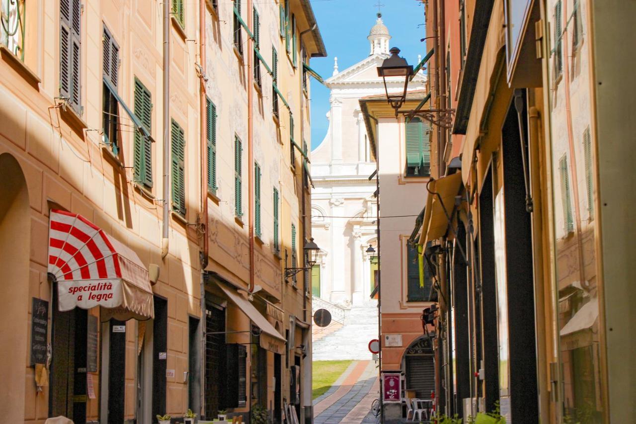 Gli Appartamenti Della Fra Lavagna Exterior photo